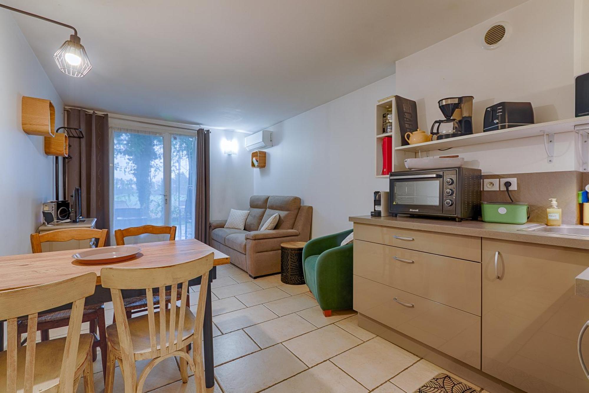 Au Epiceah, Logement A La Campagne Valence  Eksteriør billede